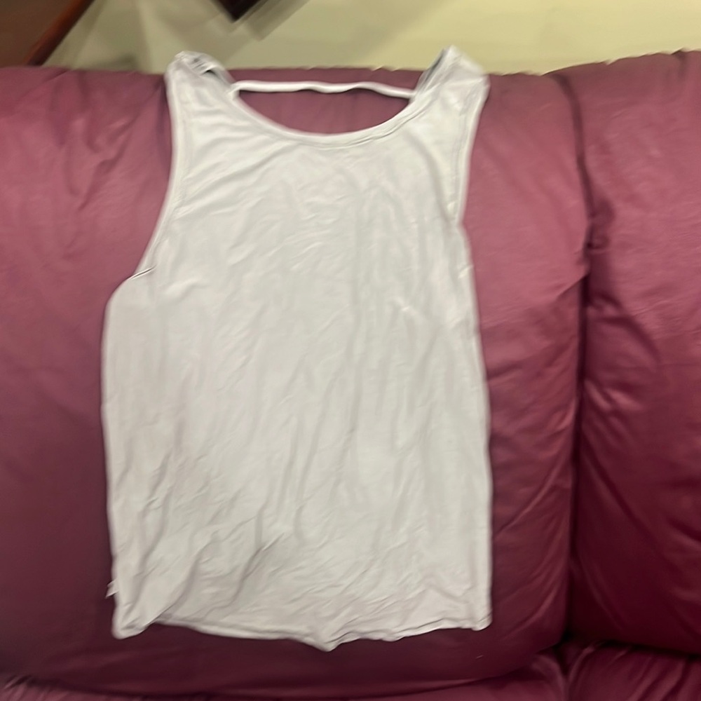 Lululemon tank top